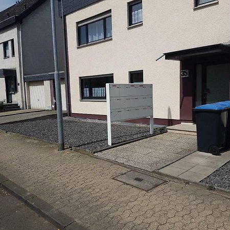 Ferienwohnung Schmidt Андернах Екстериор снимка